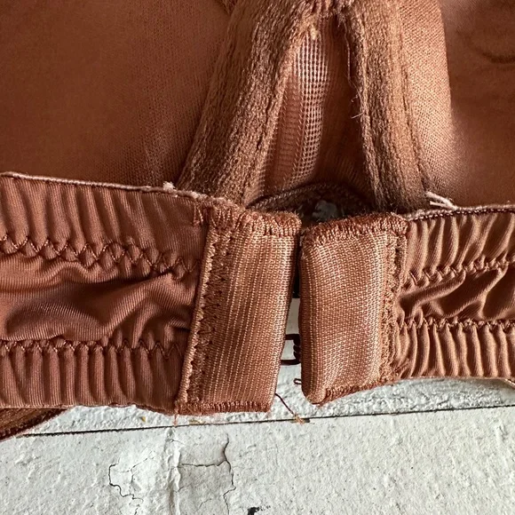 Calvin Klein bronzed strapless padded bra sz: 34A - Picture 4 of 7